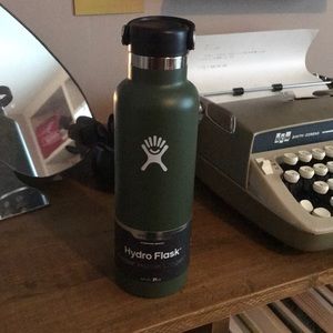 Hydroflask Water Bottle